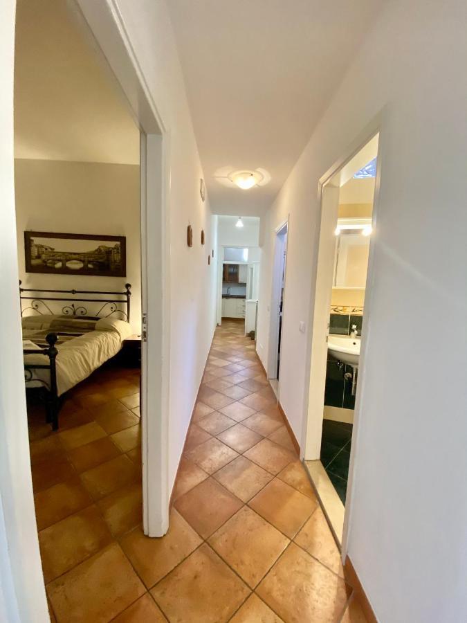 Nice & Roomy Behind The Uffizi Museum Florença